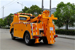 东阿高速路拖车费